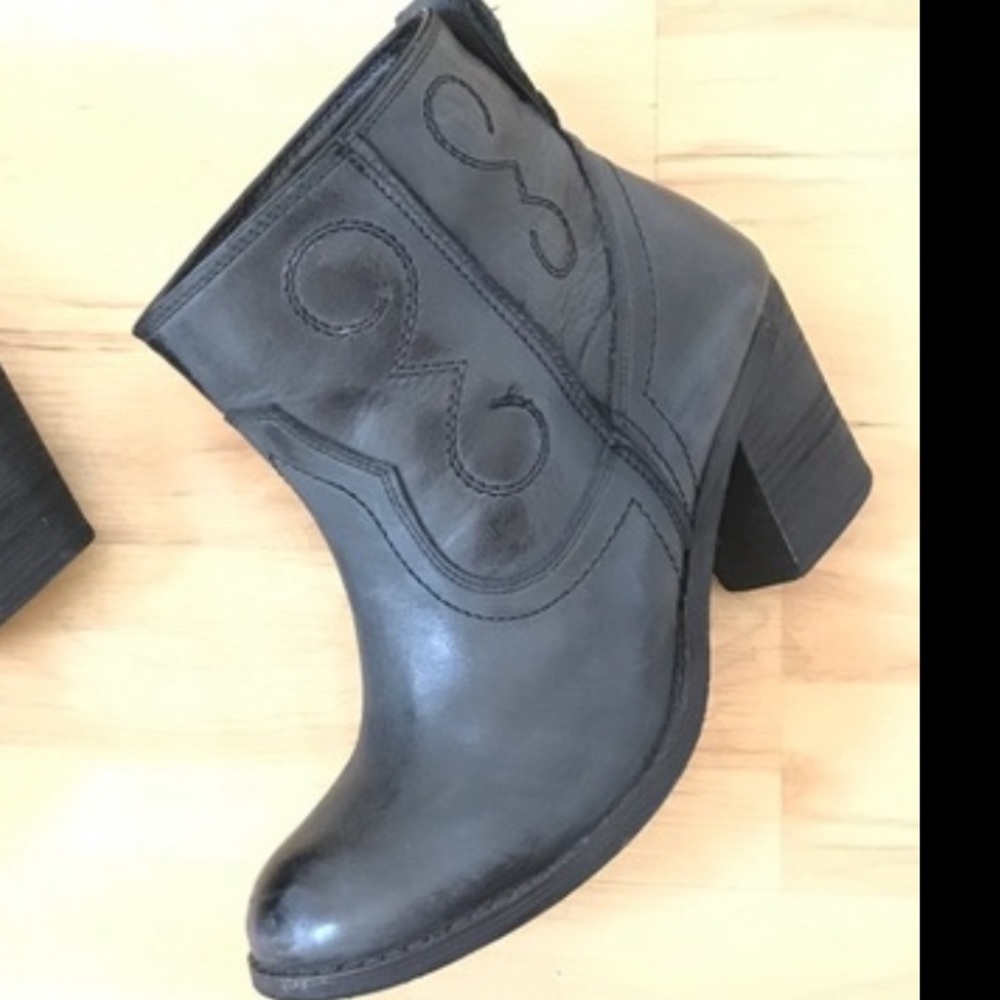 Awesome Seychelles genuine leather booties! - Picture 5 of 5